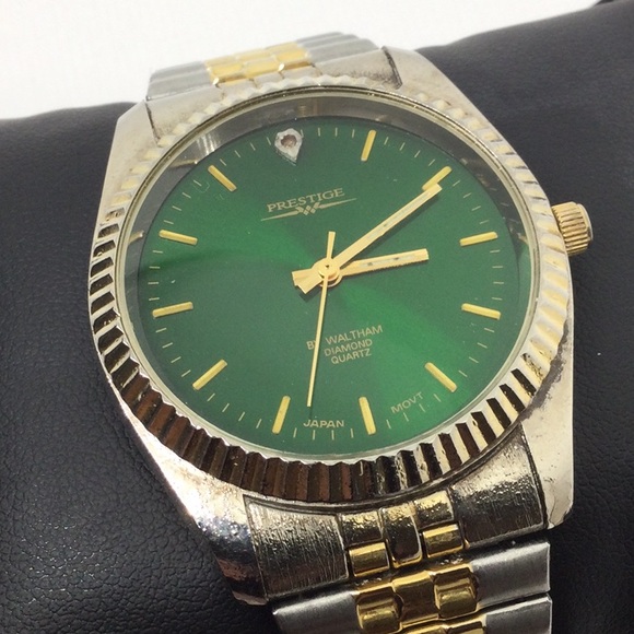 Vintage Prestige by Waltham Two-Tone Watch with Green Face - Picture 6 of 6